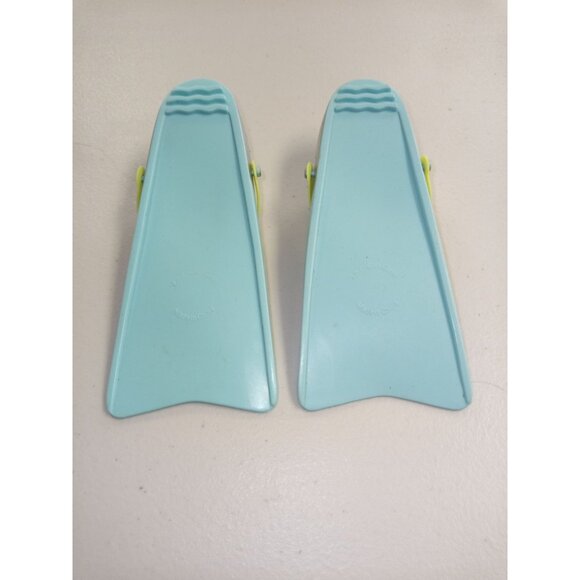 American Girl Doll Kailey Surf Set and Book - Picture 5 of 16